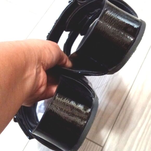 (S-3604)  Chooka Double Buckle Sandal Sz 6 - Picture 9 of 11